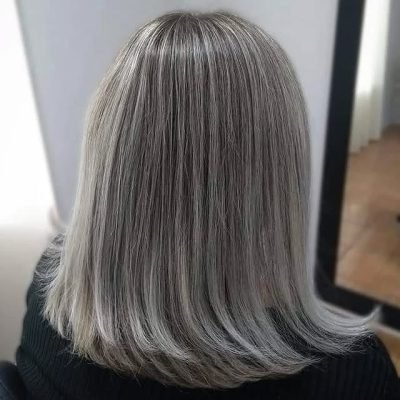 Loiro acinzentado em corte reto: elegância e modernidade